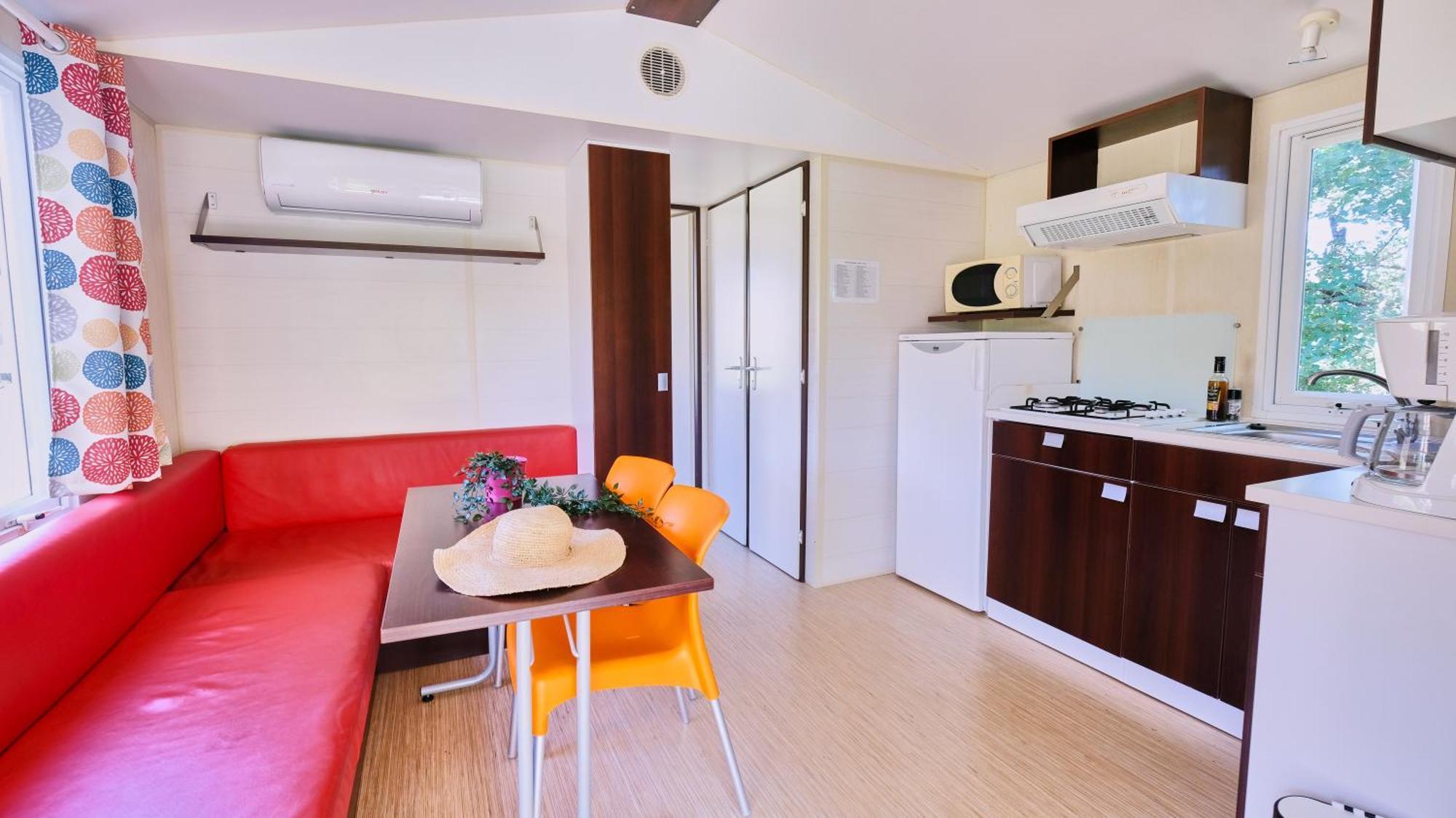 Camping Le Couriou Recoubeau-Jansac Zewnętrze zdjęcie