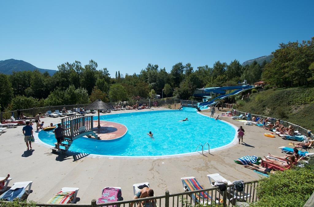 Camping Le Couriou Recoubeau-Jansac Zewnętrze zdjęcie